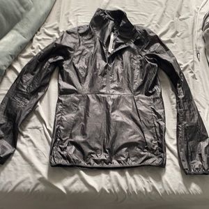 Lululemon black pullover 6